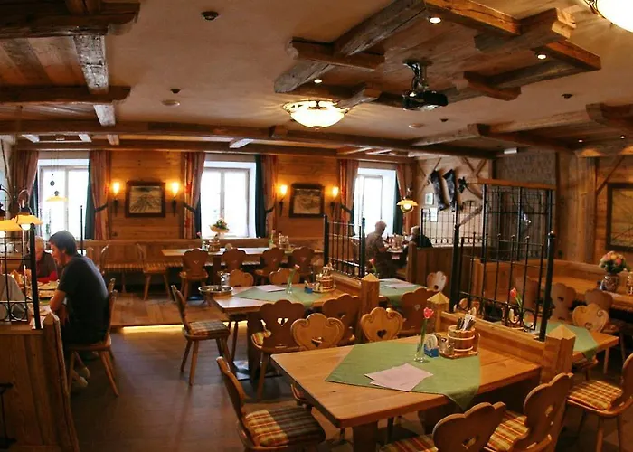 Altwirt ホテル 3*